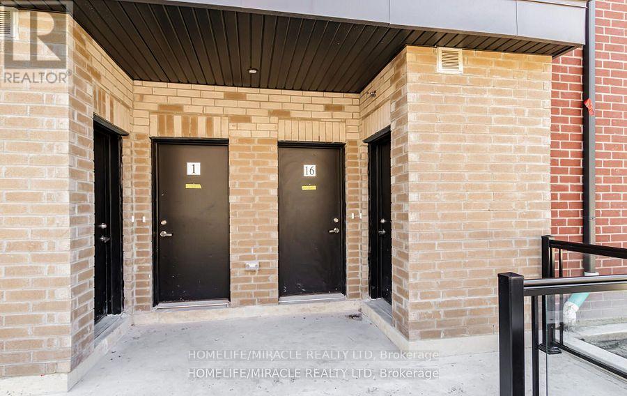 Photo 4 of 16 3415 Ridgeway Drive, Mississauga ON