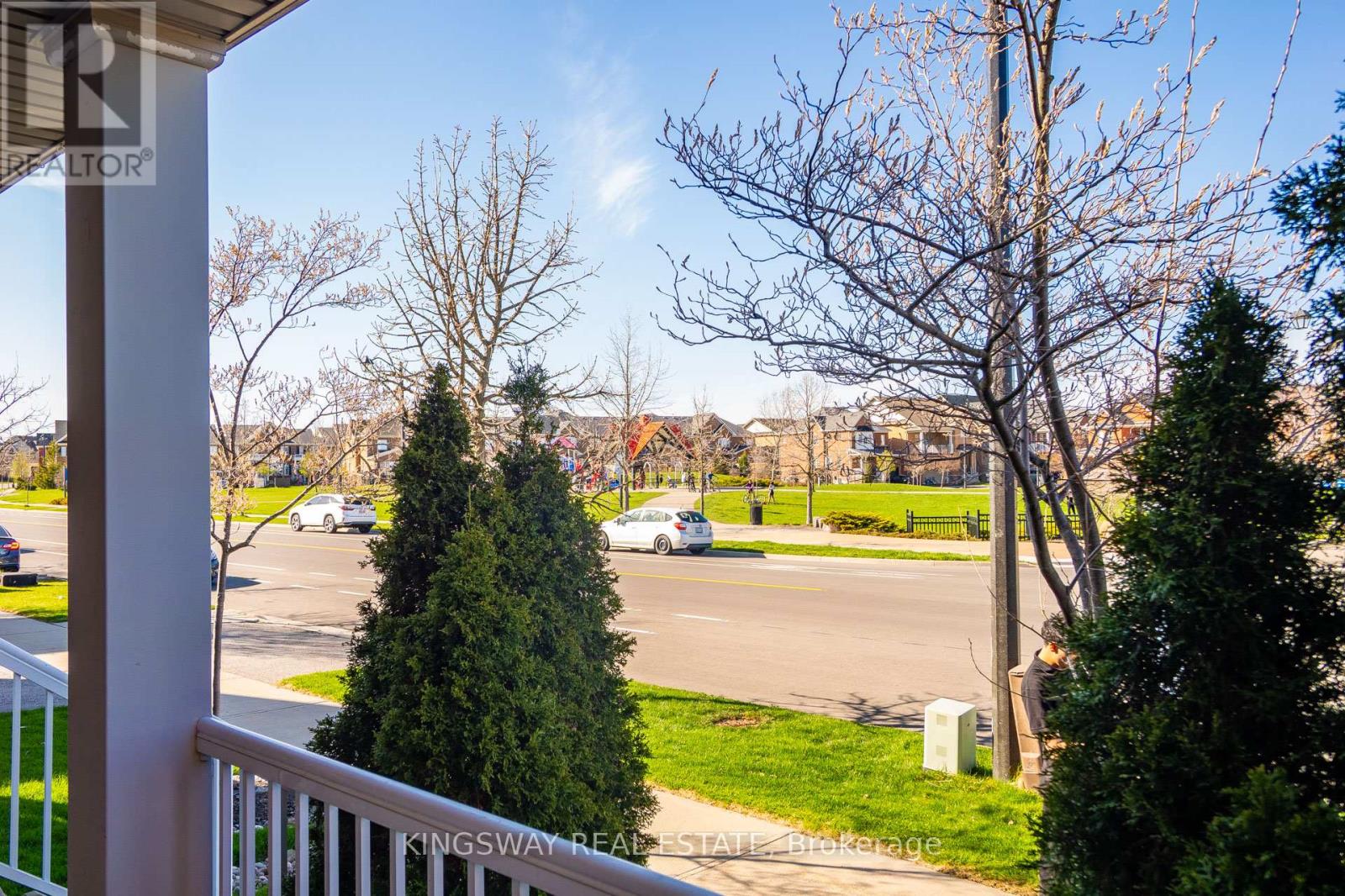 Photo 11 of 470 Savoline Boulevard, Milton ON