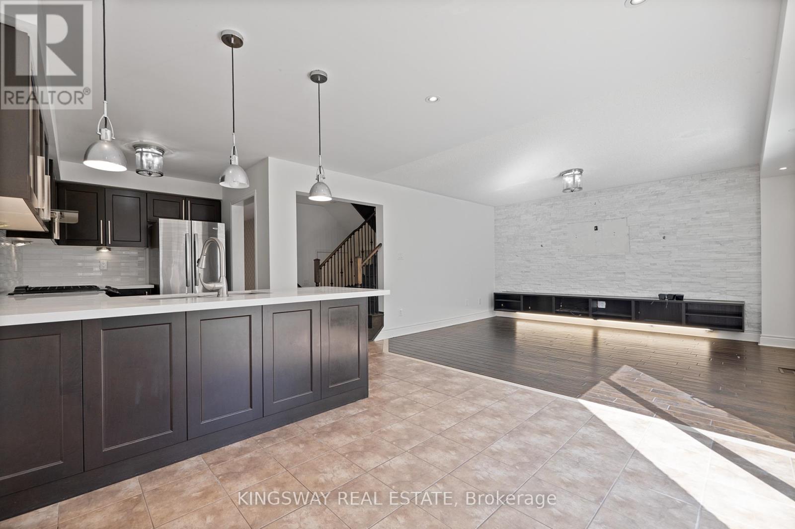 Photo 30 of 470 Savoline Boulevard, Milton ON