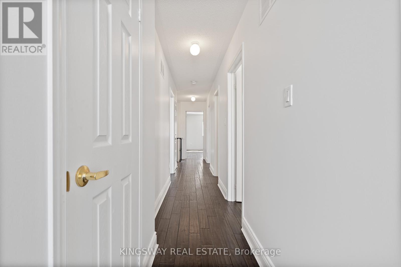 Photo 38 of 470 Savoline Boulevard, Milton ON