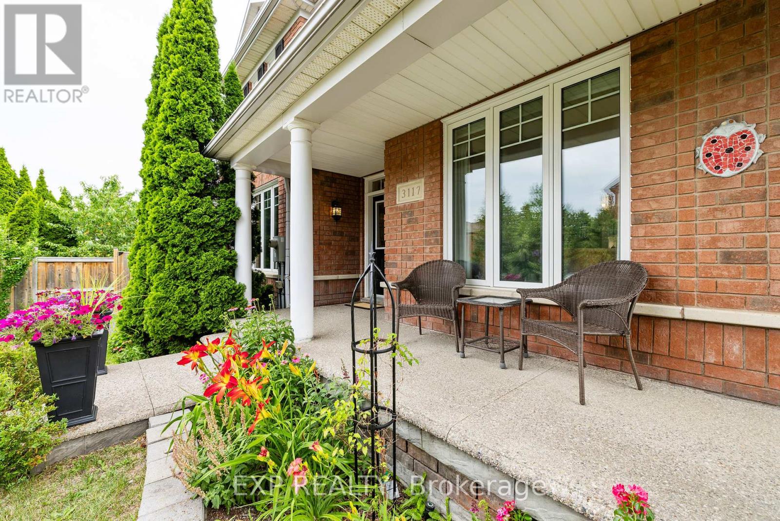 Photo 3 of 3117 Splendour Place, Mississauga ON