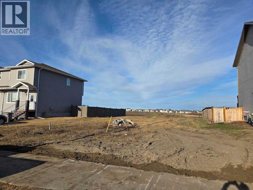 Photo 6 of 12702 12706 103 B Street, Grande Prairie AB