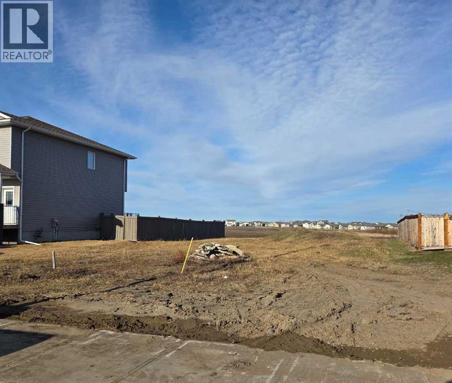 Photo 4 of 12702 12706 103 B Street, Grande Prairie AB
