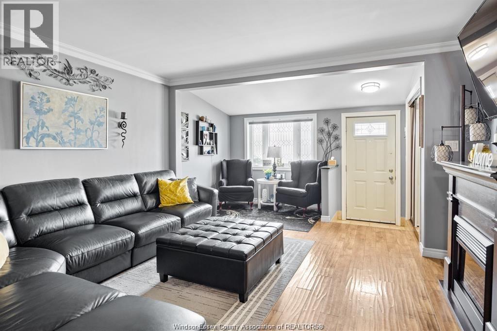 Photo 3 of 3181 Turner Road, Windsor ON