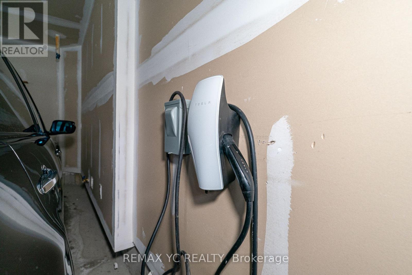 Photo 44 of 17 Hitching Post Lane, Georgina ON
