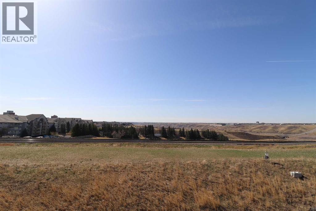Photo 5 of 336 102 Scenic Drive N, Lethbridge AB