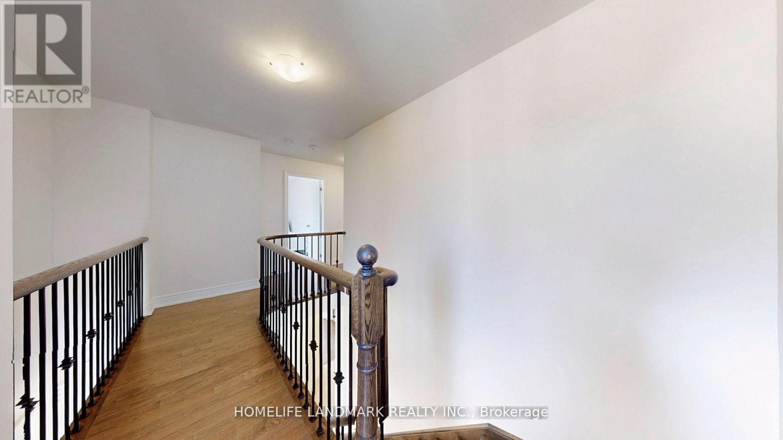 Photo 16 of 199 Seaview Heights, East Gwillimbury ON