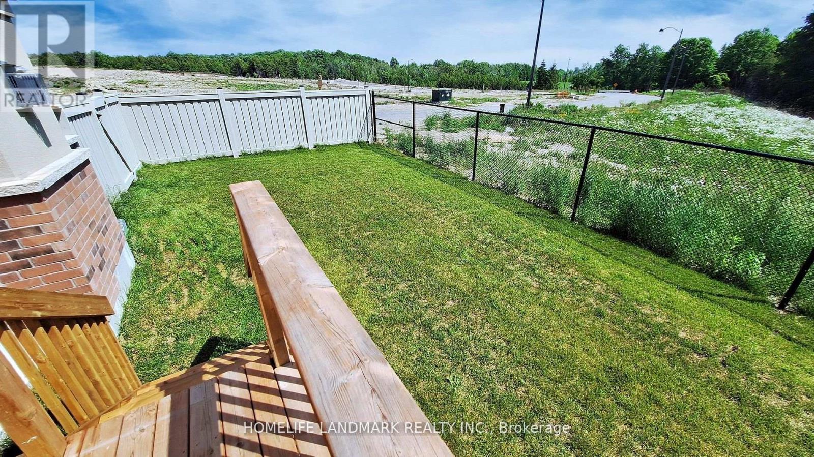 Photo 34 of 199 Seaview Heights, East Gwillimbury ON