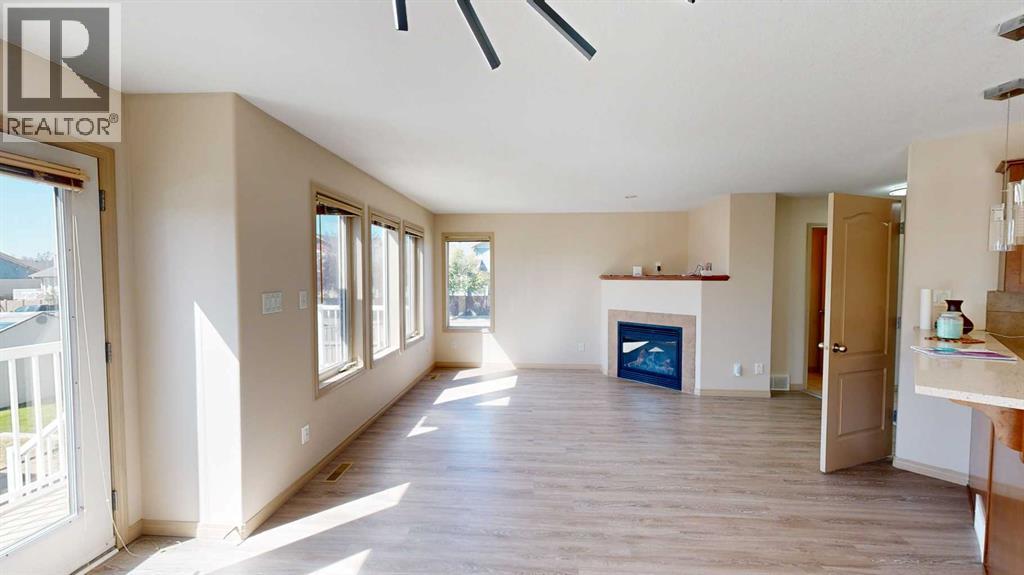 Photo 8 of 138 Southgate Boulevard S, Lethbridge AB