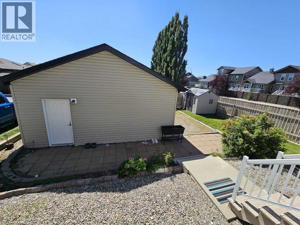 Photo 30 of 138 Southgate Boulevard S, Lethbridge AB