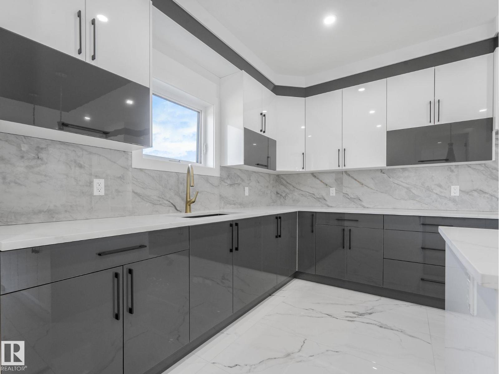 Photo 25 of 715 165 Av Ne, Edmonton AB