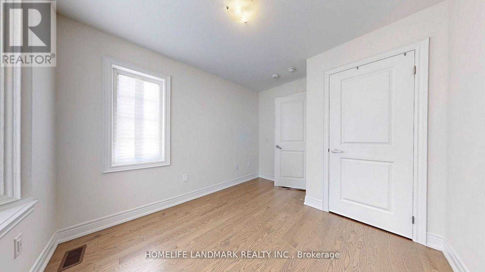 Photo 27 of 199 Seaview Heights, East Gwillimbury ON
