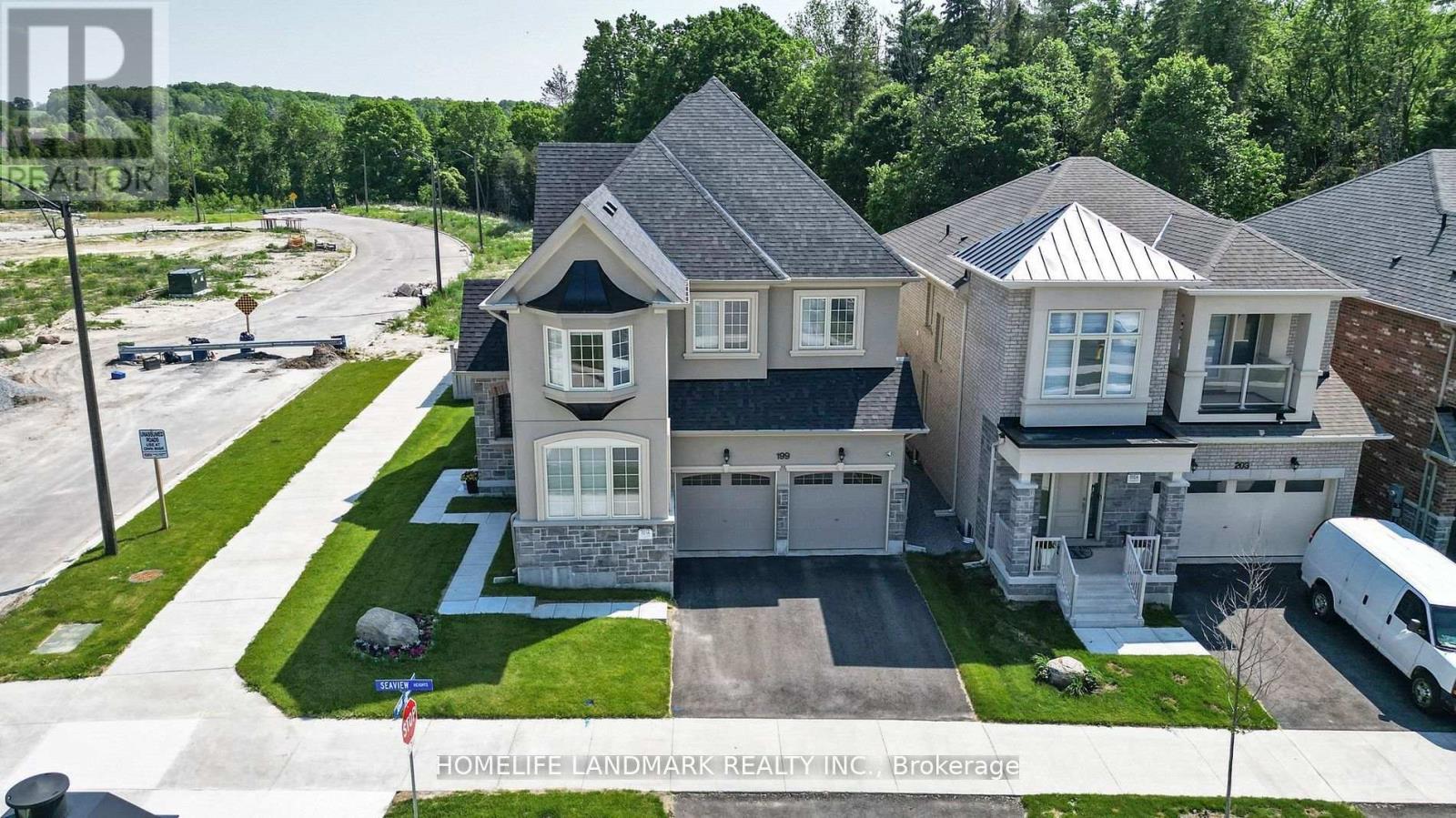 Photo 37 of 199 Seaview Heights, East Gwillimbury ON