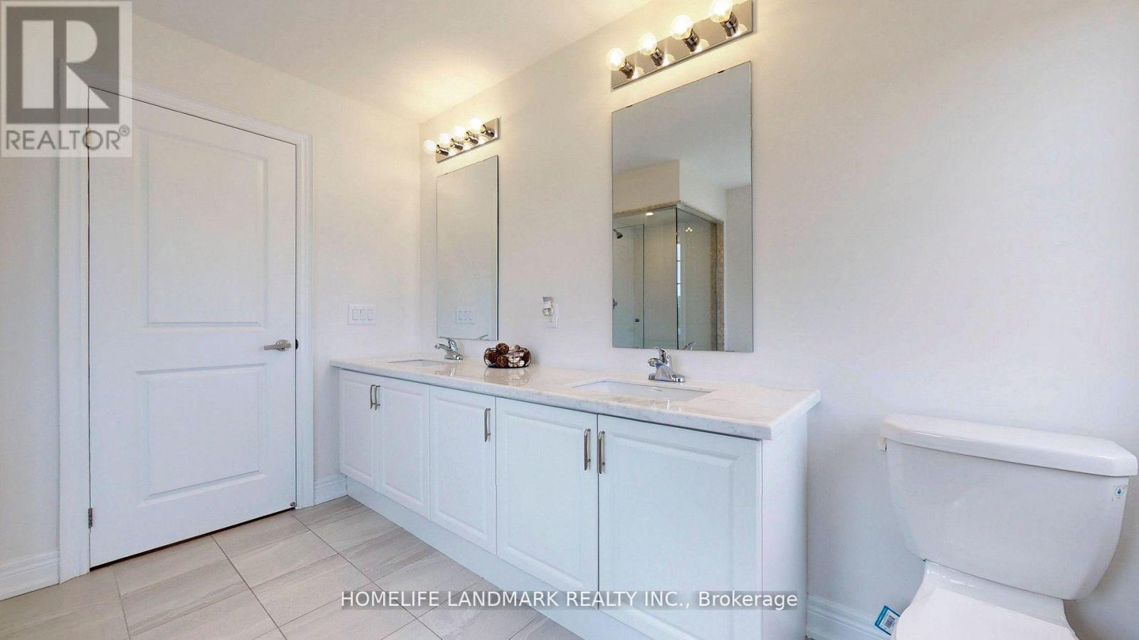 Photo 18 of 199 Seaview Heights, East Gwillimbury ON