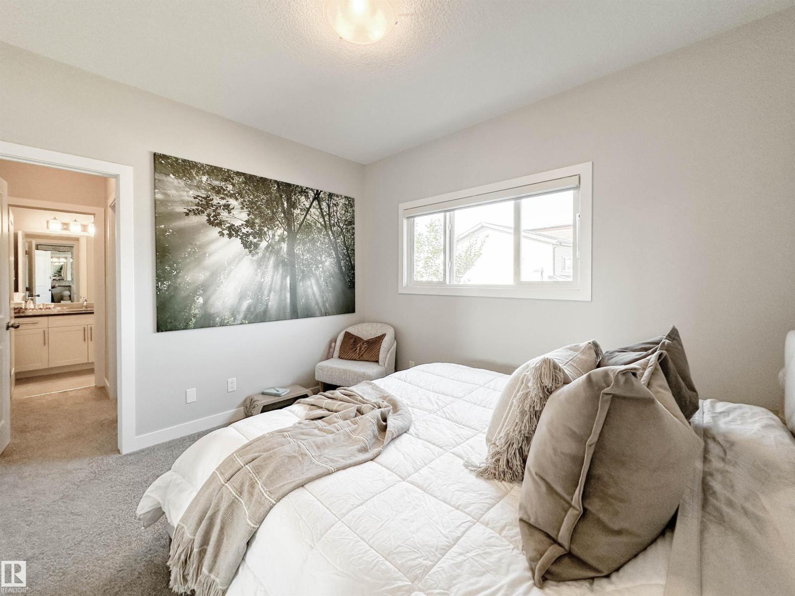 Photo 23 of 6 16537 130 A St Nw, Edmonton AB