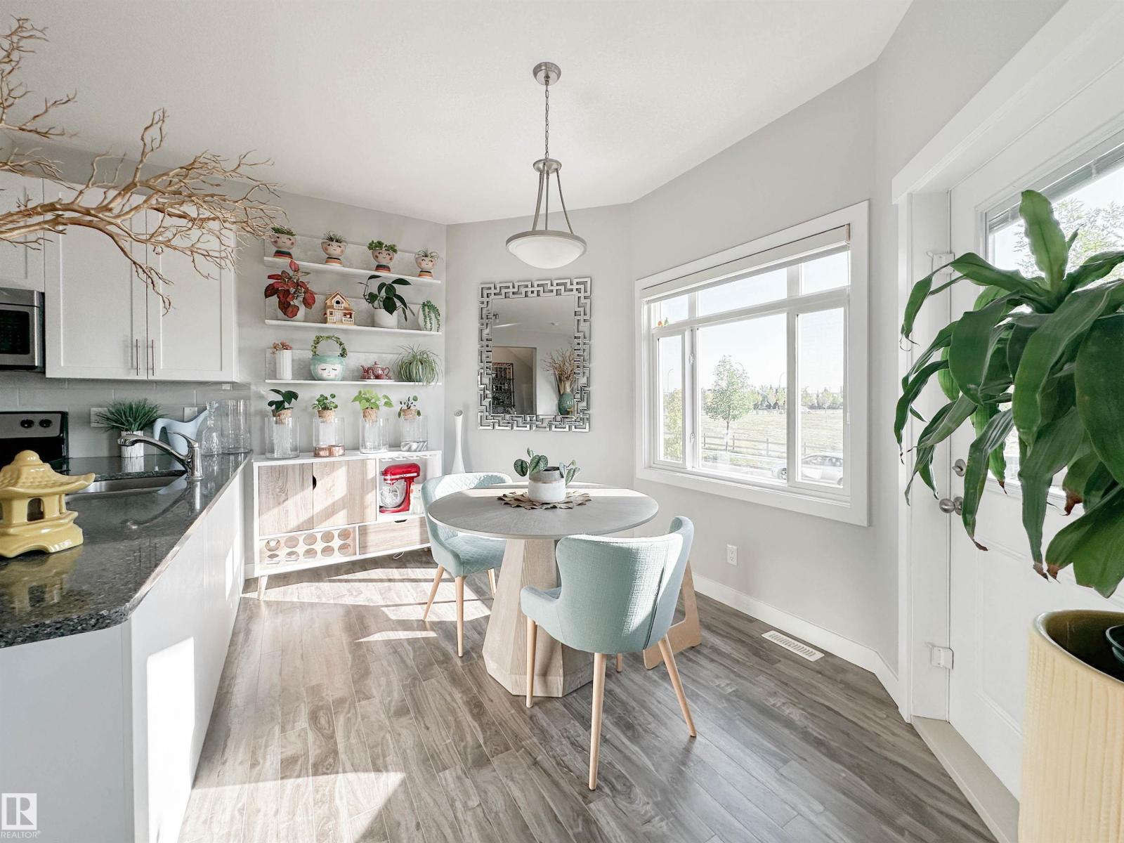 Photo 10 of 6 16537 130 A St Nw, Edmonton AB