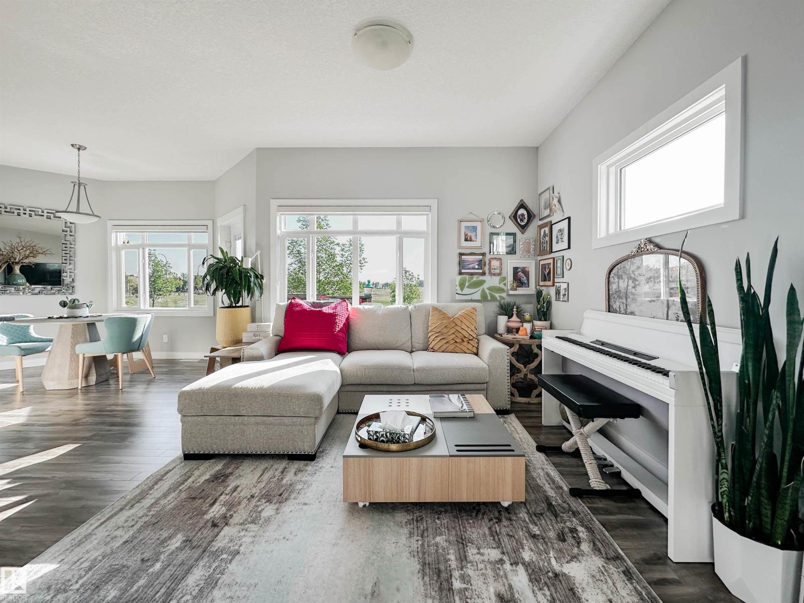 Photo 16 of 6 16537 130 A St Nw, Edmonton AB