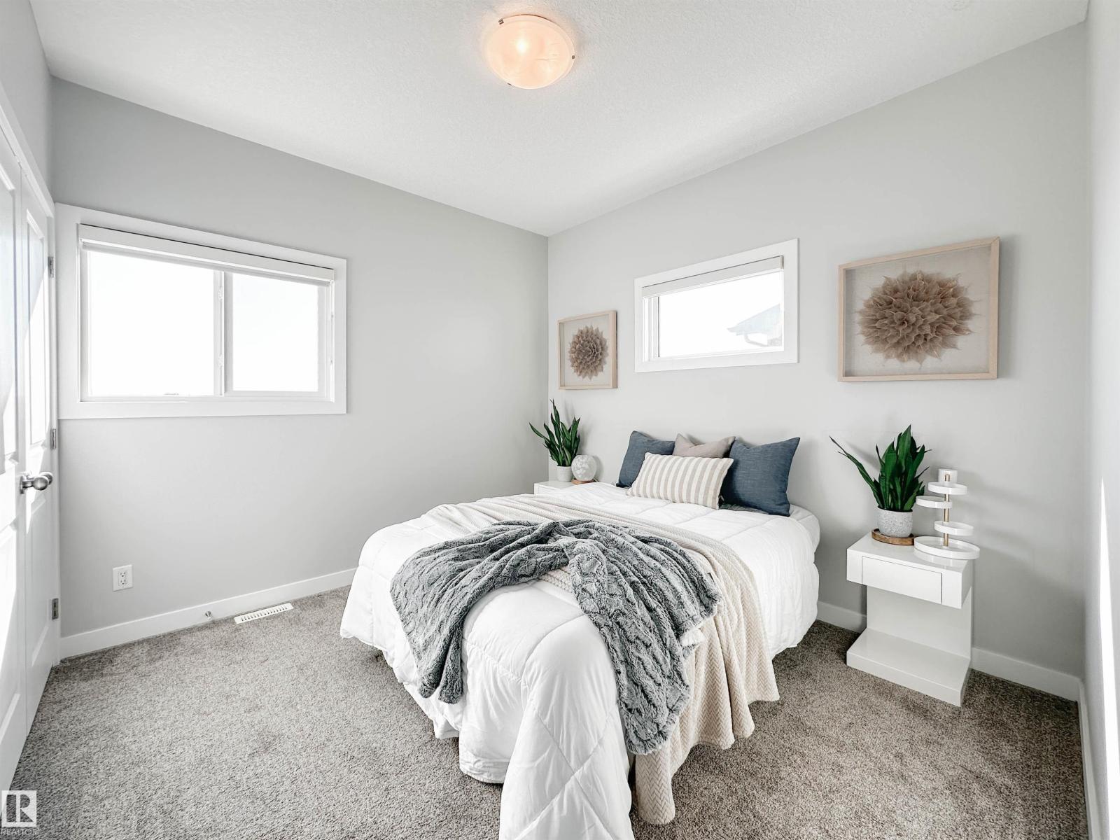 Photo 32 of 6 16537 130 A St Nw, Edmonton AB