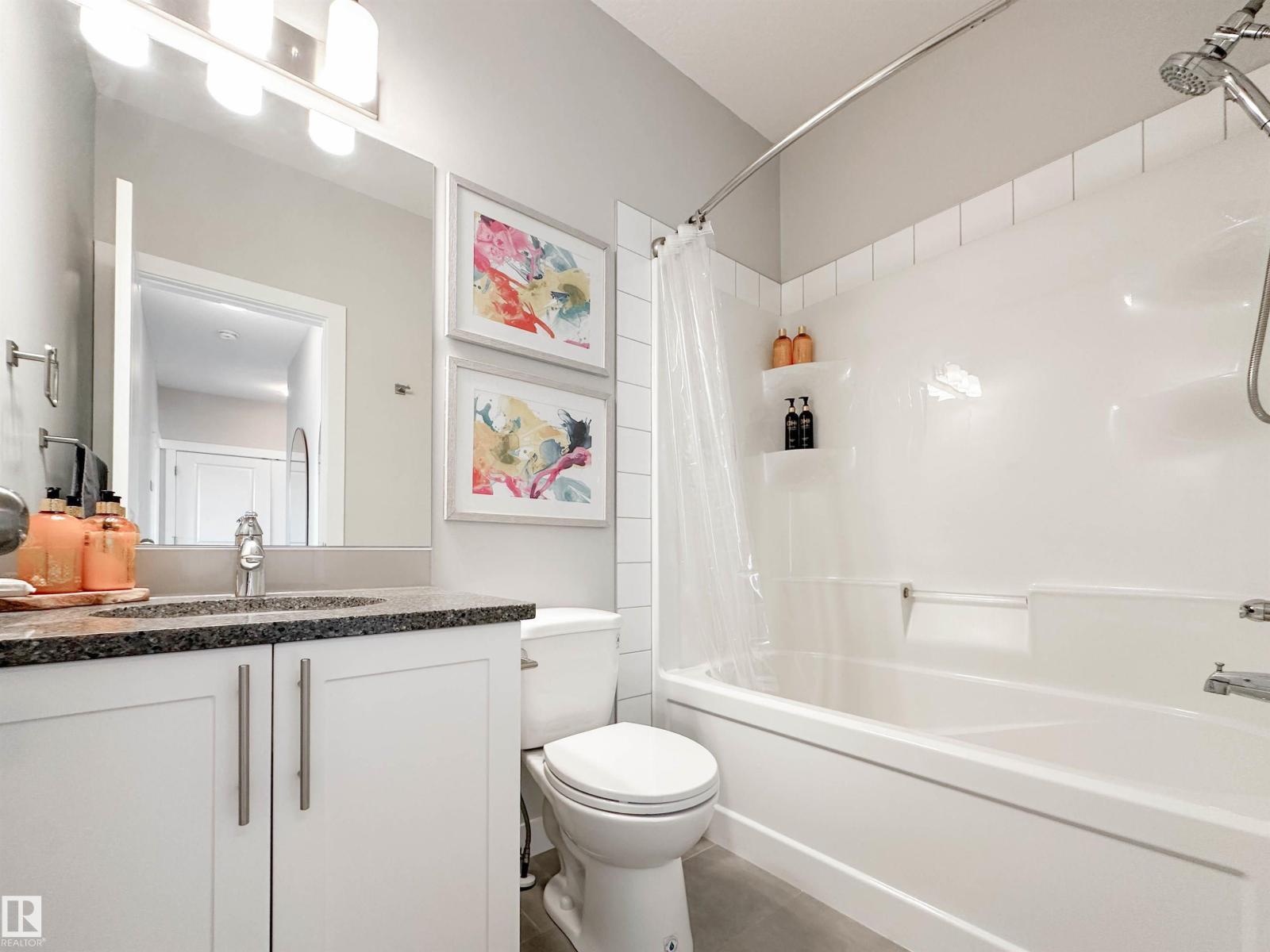 Photo 35 of 6 16537 130 A St Nw, Edmonton AB