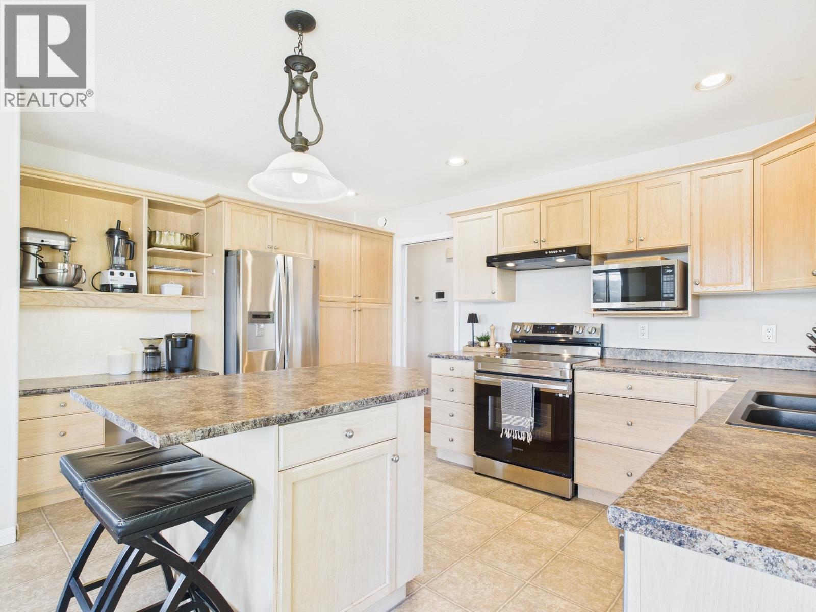 Photo 5 of 369 Westridge Drive, Williams Lake BC