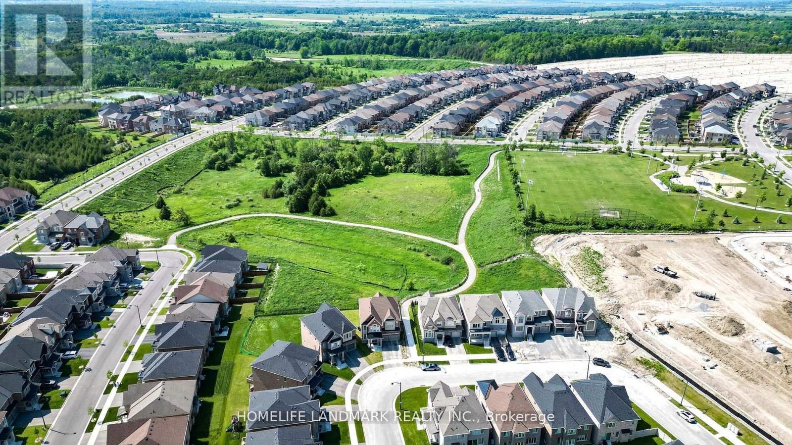 Photo 40 of 199 Seaview Heights, East Gwillimbury ON