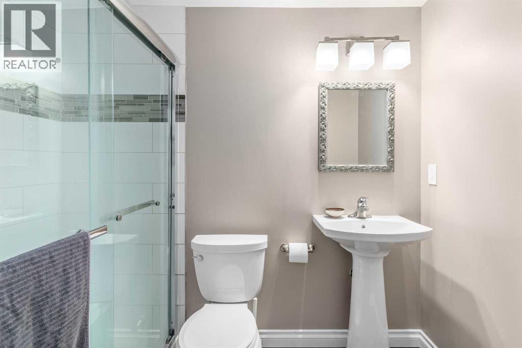 Photo 32 of 507 Westmount Close, Okotoks AB