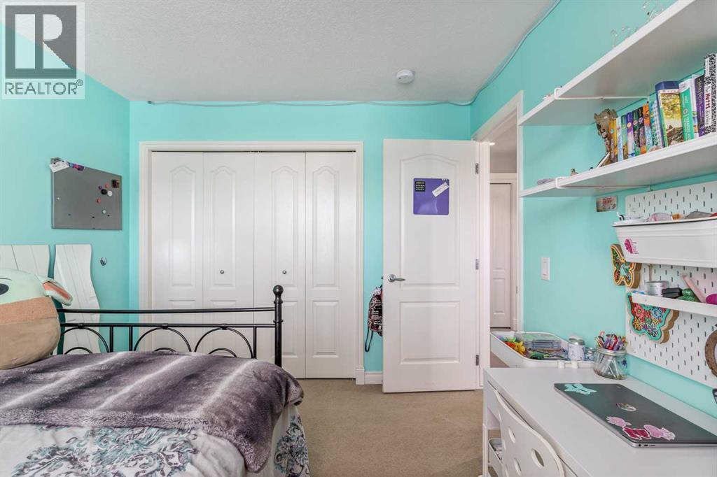 Photo 26 of 507 Westmount Close, Okotoks AB