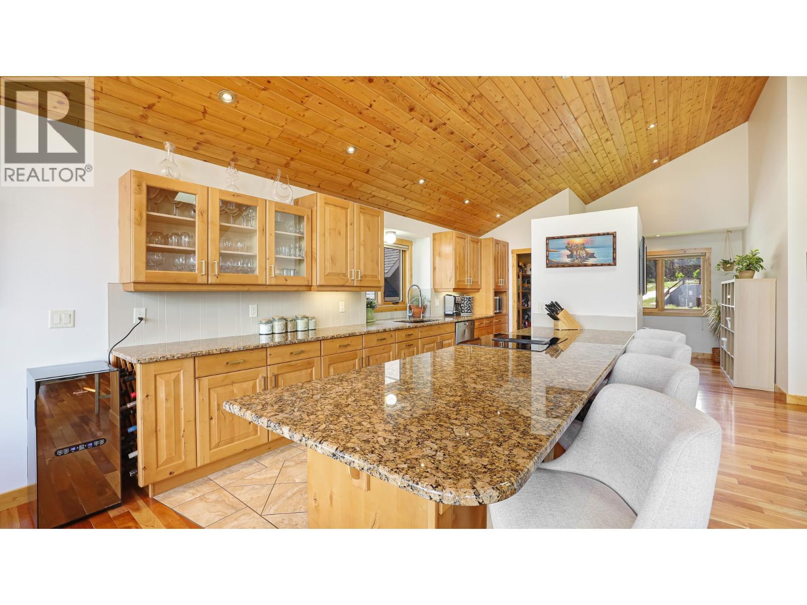 Photo 20 of 1910 Pineridge Drive, Invermere BC