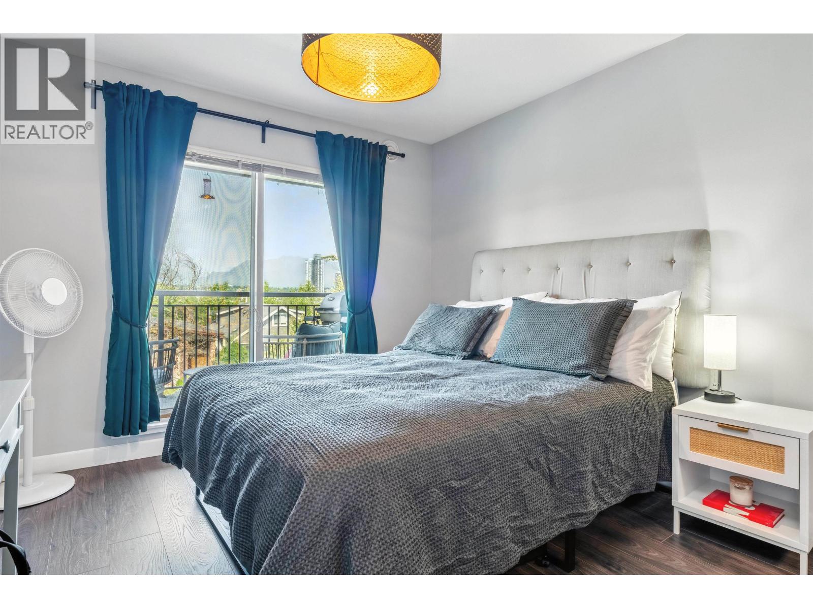 Photo 9 of 220 3770 Manor Street, Burnaby BC