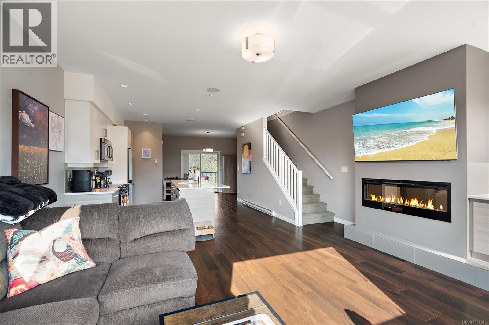 Photo 4 of 2706 Winster Rd, Langford BC