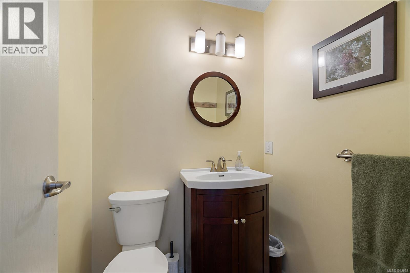 Photo 19 of 11 6110 Seabroom Rd, Sooke BC