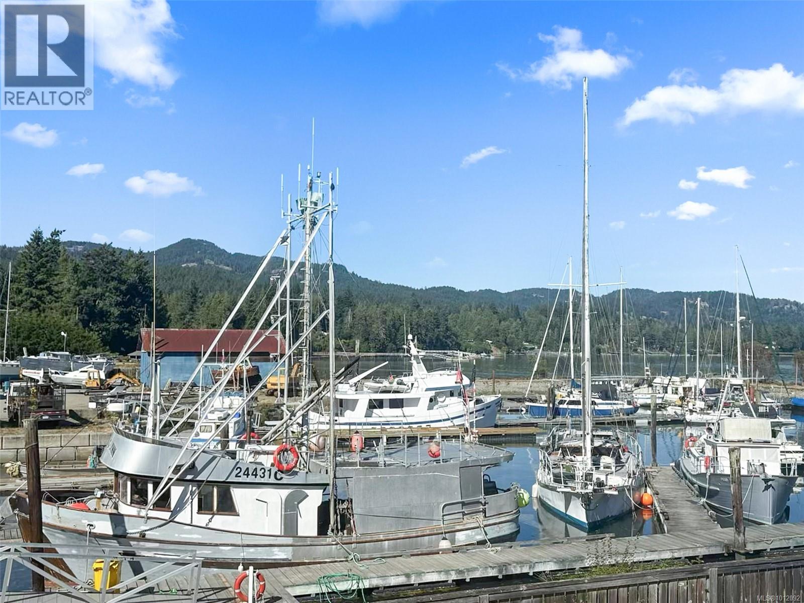 Photo 31 of 11 6110 Seabroom Rd, Sooke BC