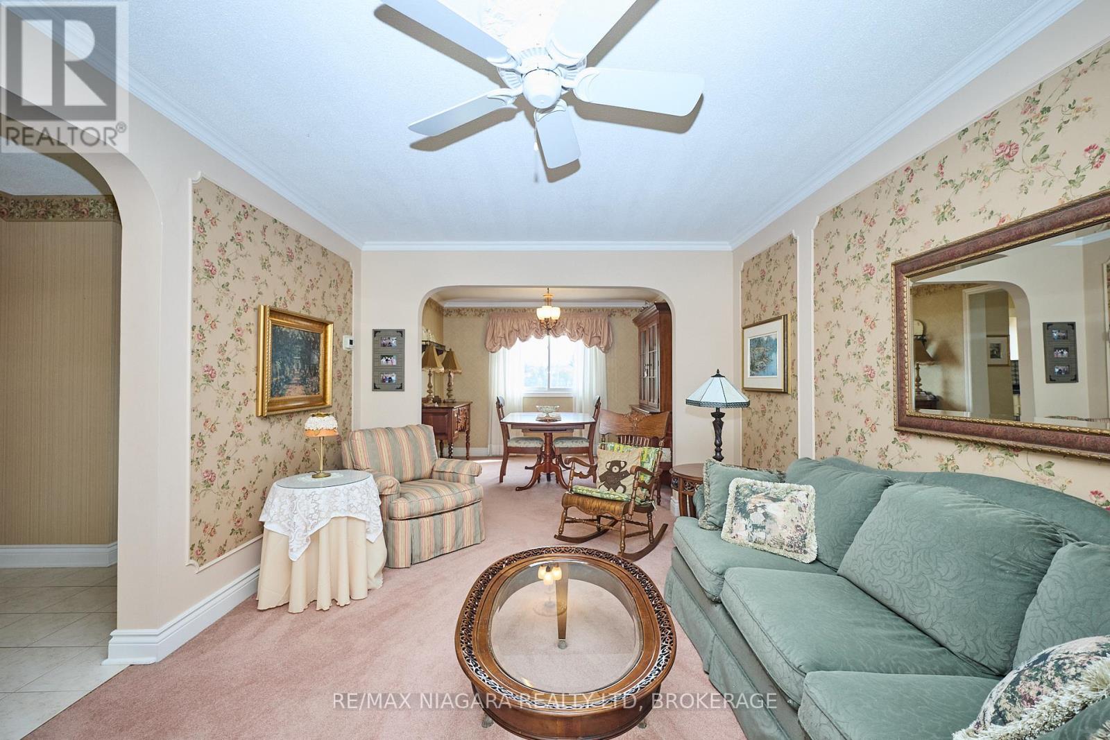 Photo 10 of 12 Lampman Crescent, Thorold ON