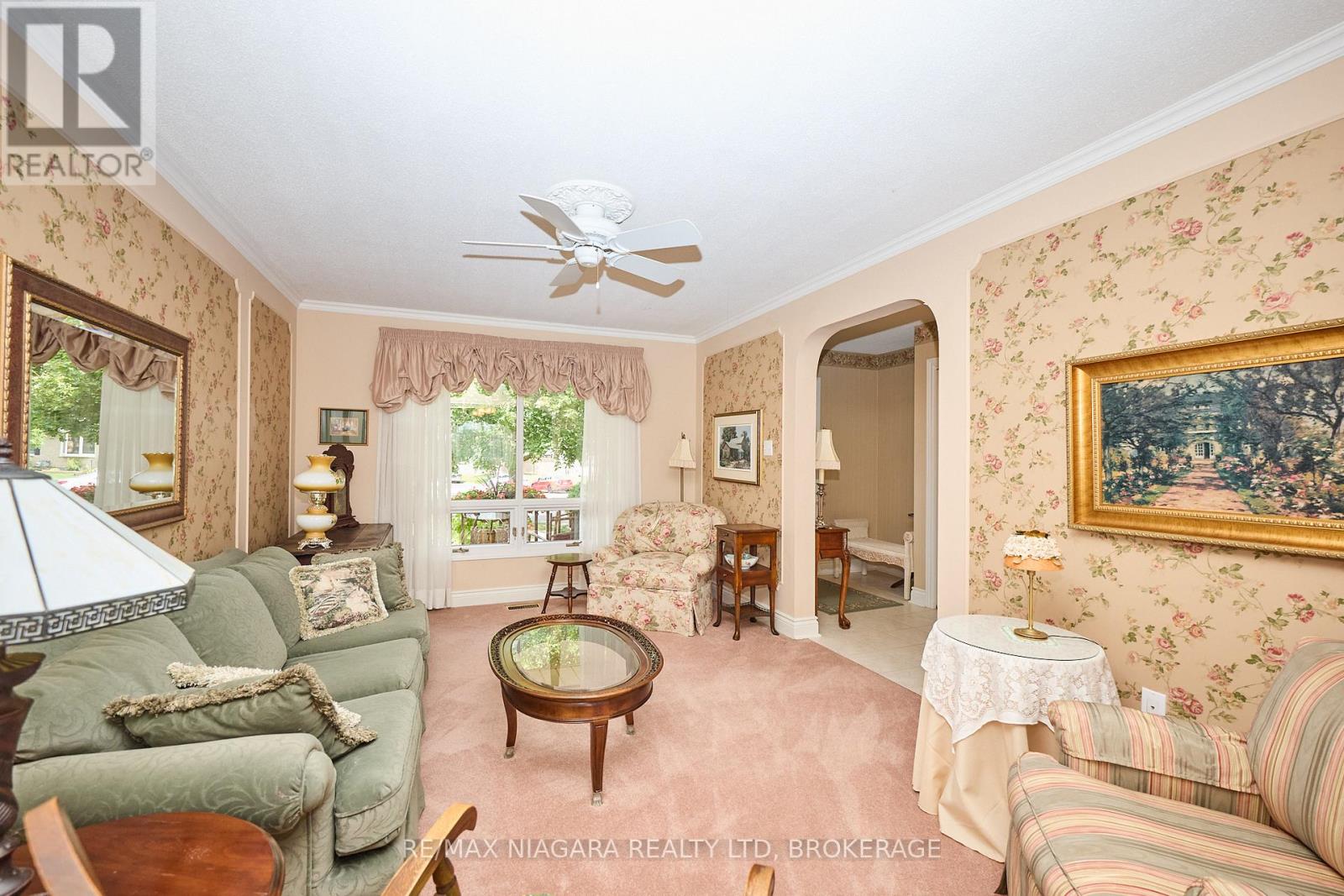 Photo 12 of 12 Lampman Crescent, Thorold ON