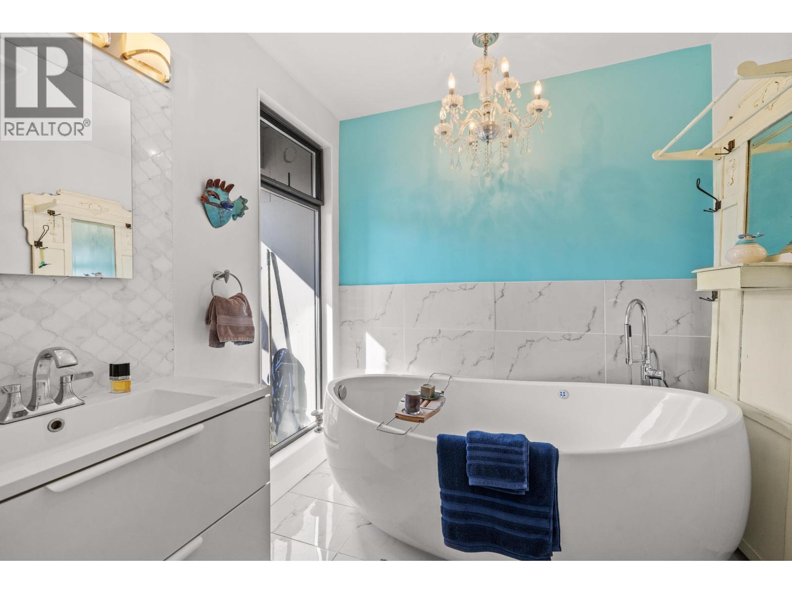 283 67A STREET, Tsawwassen