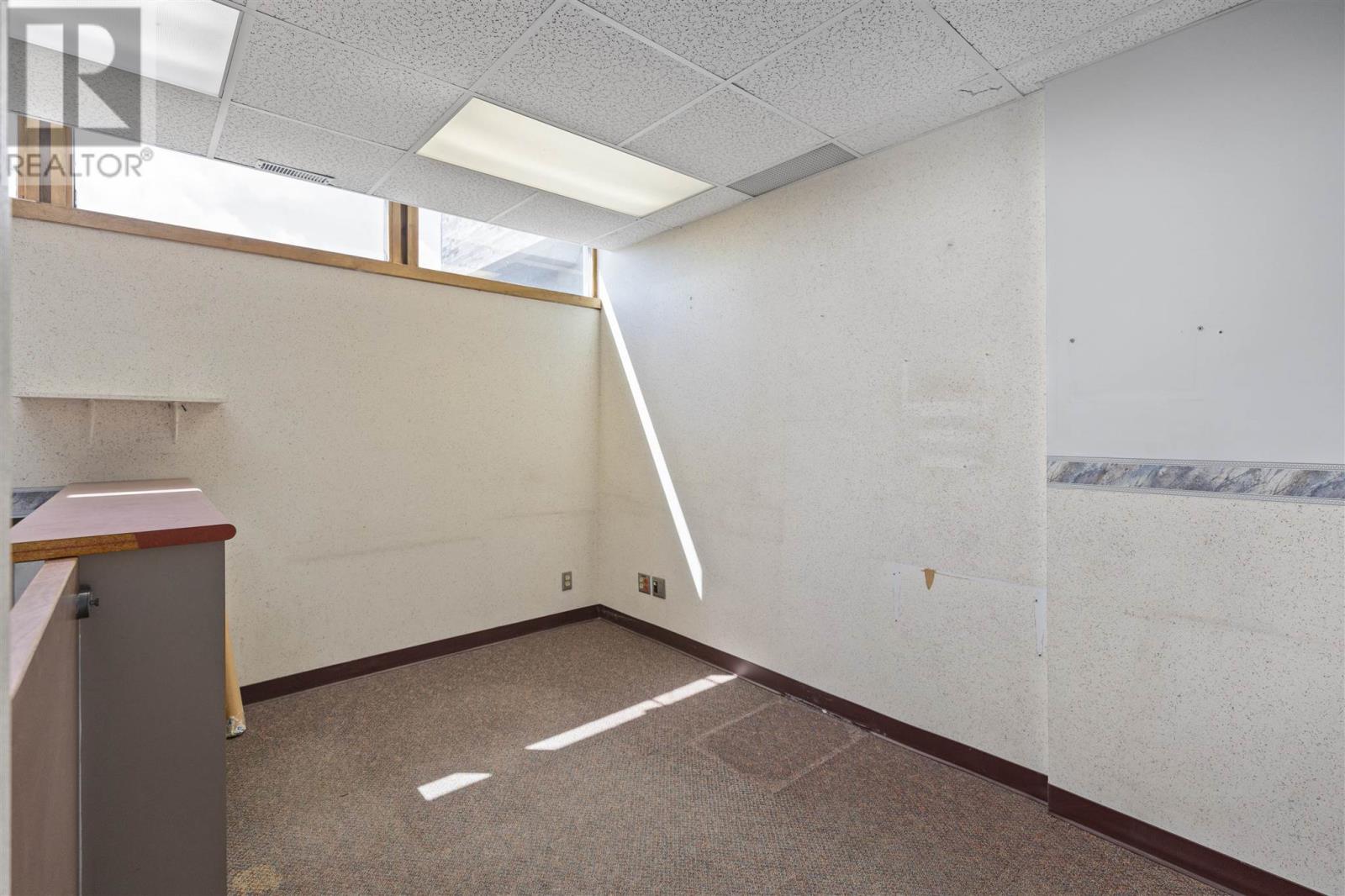 Photo 36 of 120 Huron St, Sault Ste Marie ON