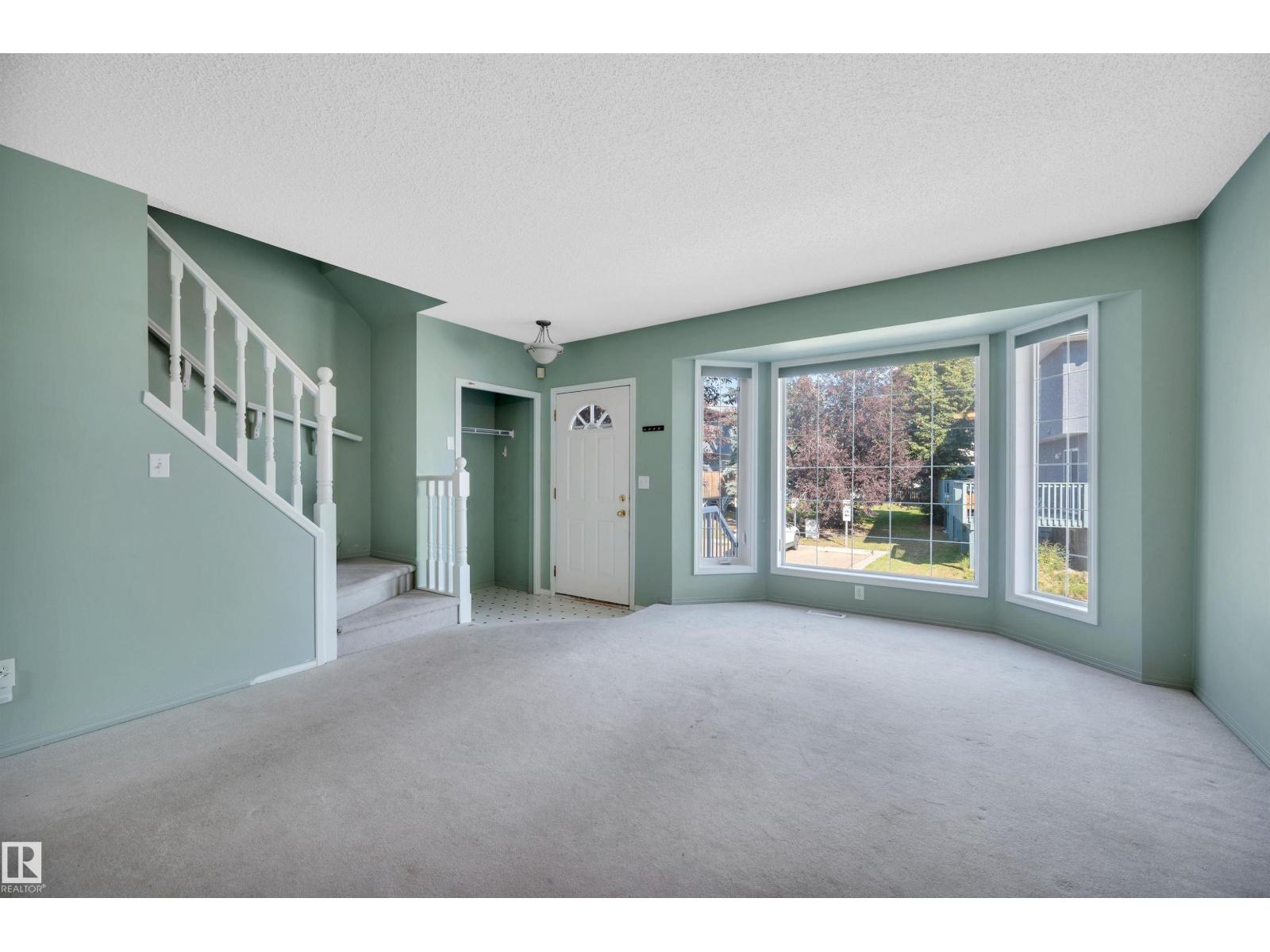 Photo 10 of 3 15128 22 St Nw, Edmonton AB