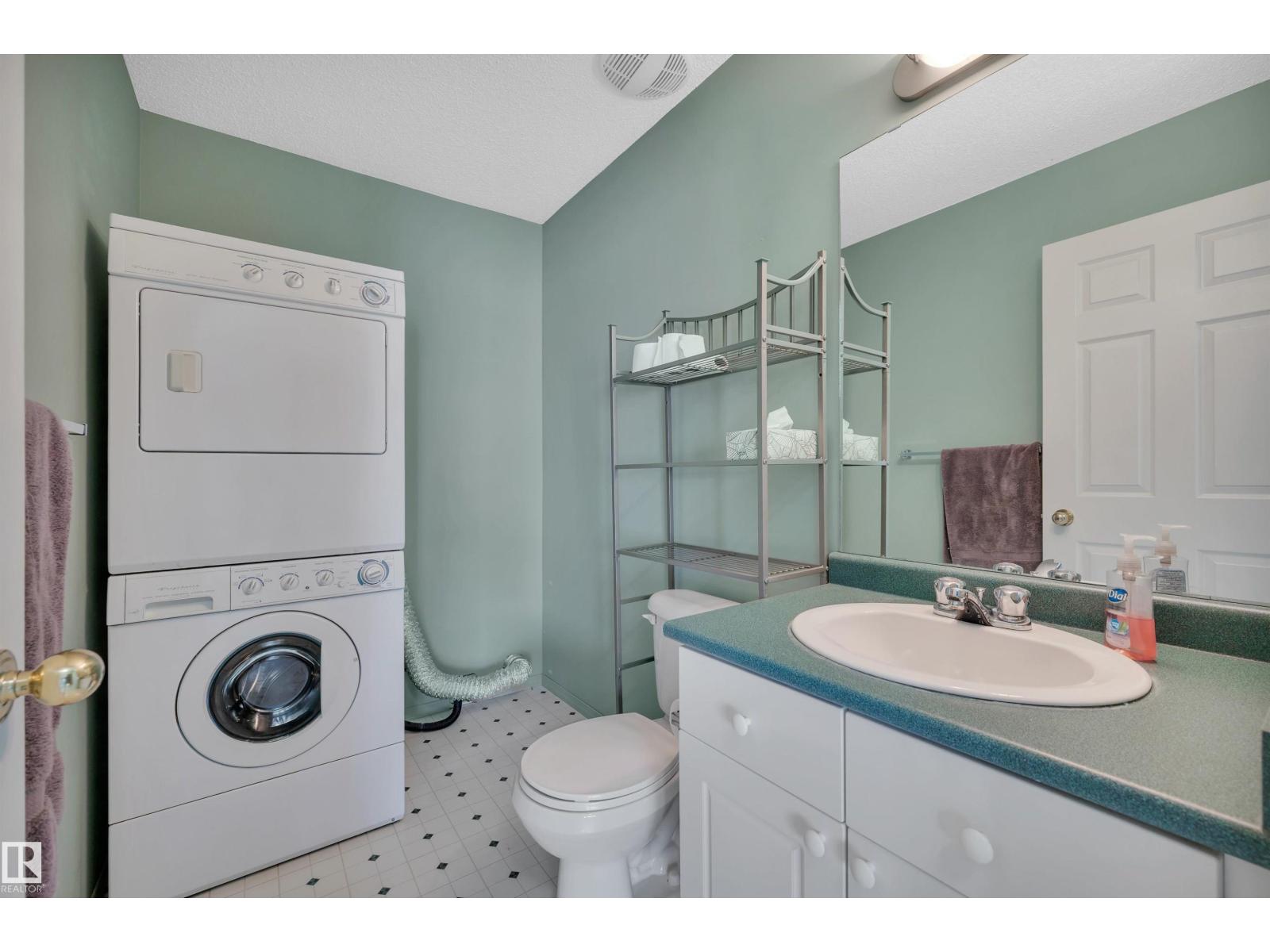 Photo 18 of 3 15128 22 St Nw, Edmonton AB