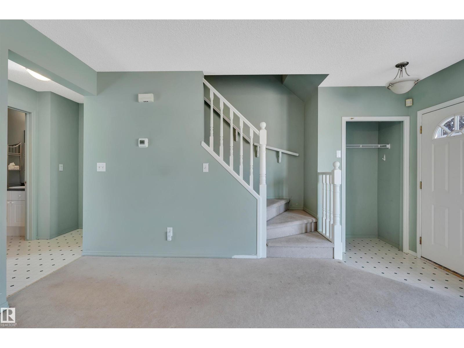 Photo 19 of 3 15128 22 St Nw, Edmonton AB