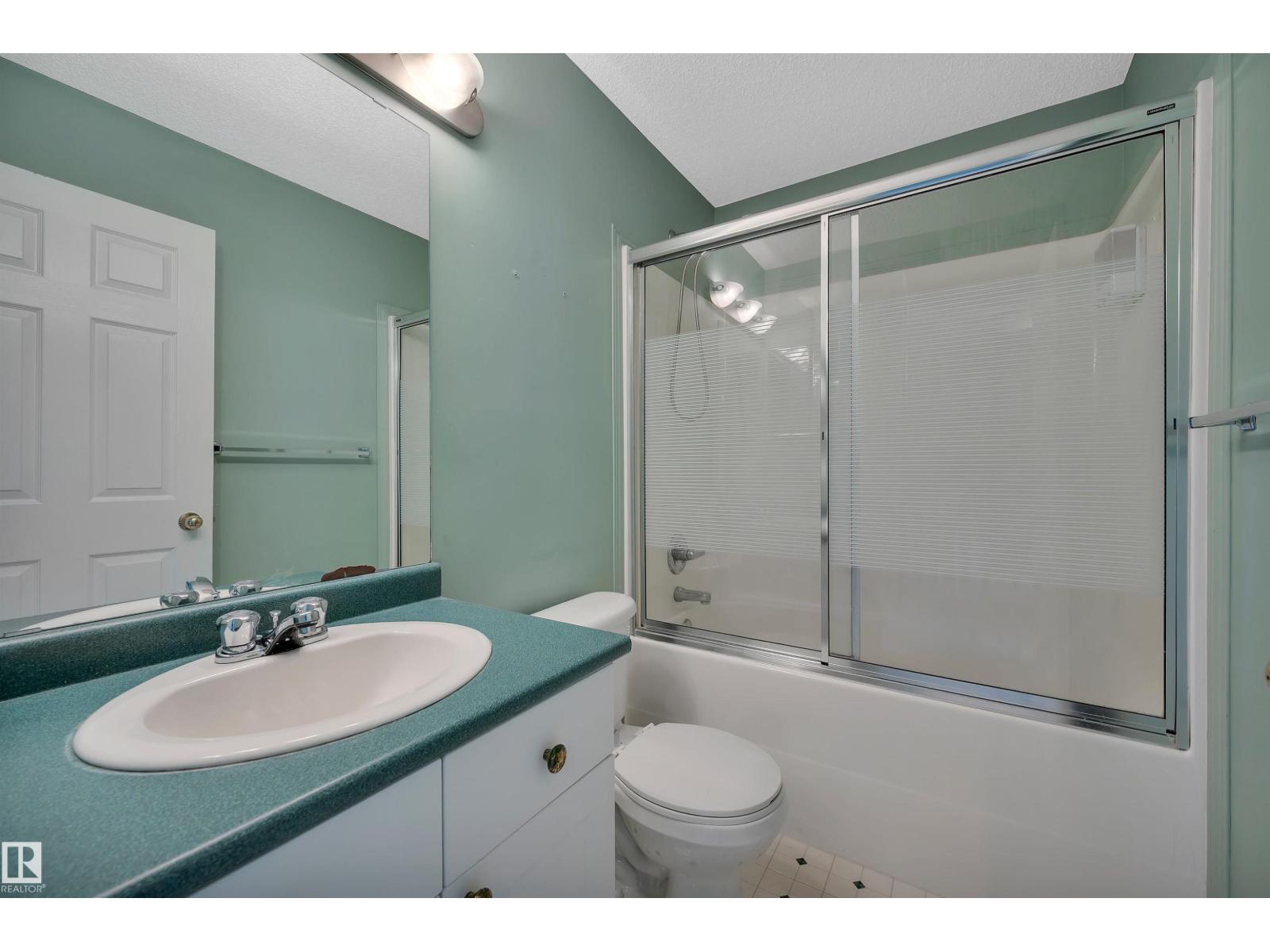 Photo 24 of 3 15128 22 St Nw, Edmonton AB