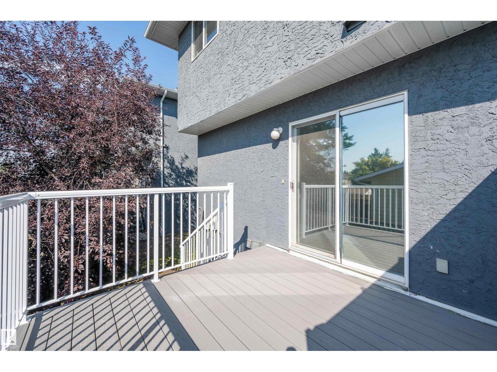 Photo 36 of 3 15128 22 St Nw, Edmonton AB