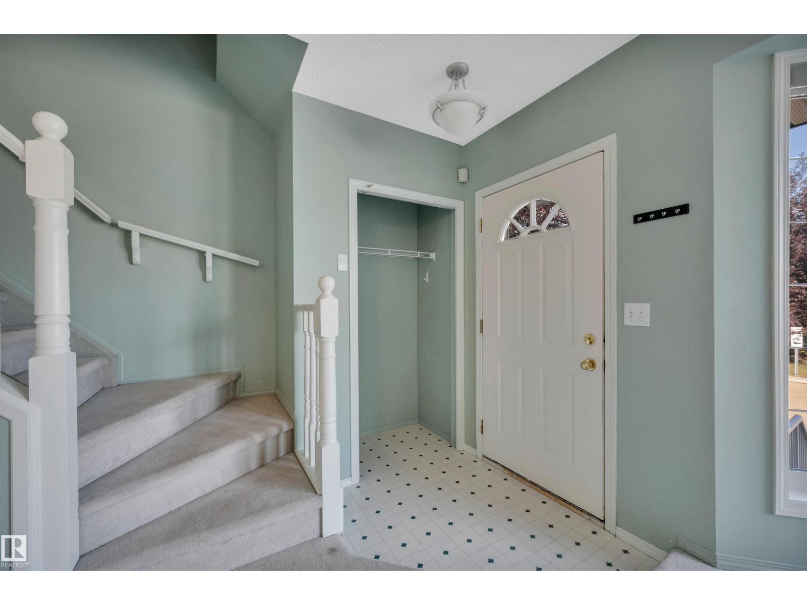 Photo 7 of 3 15128 22 St Nw, Edmonton AB