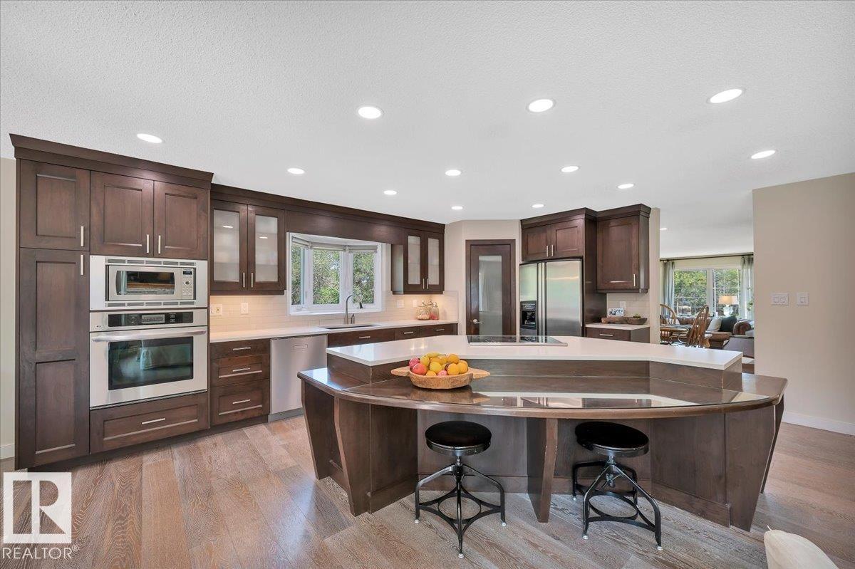 Photo 10 of 234 Omand Dr Nw, Edmonton AB