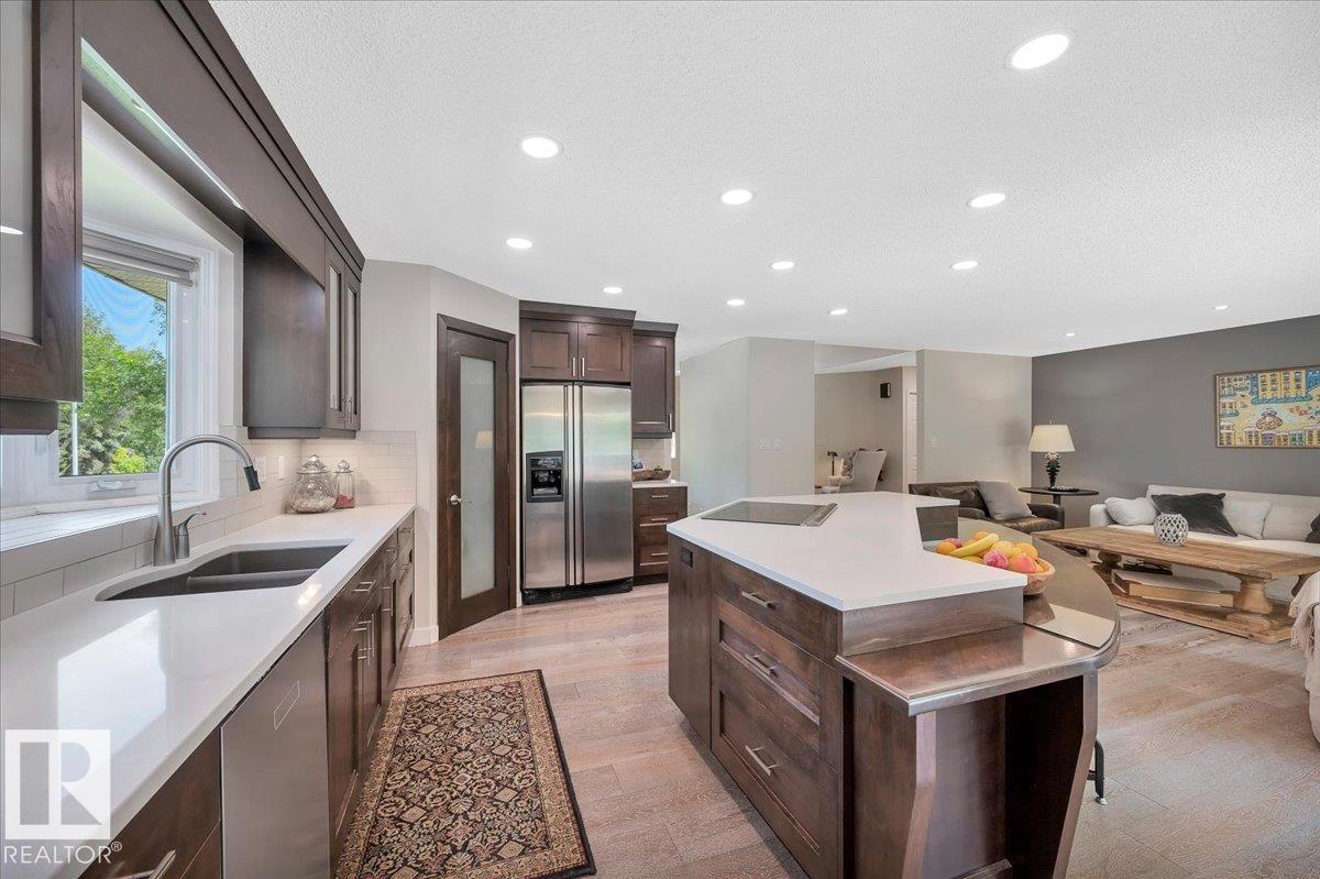 Photo 11 of 234 Omand Dr Nw, Edmonton AB