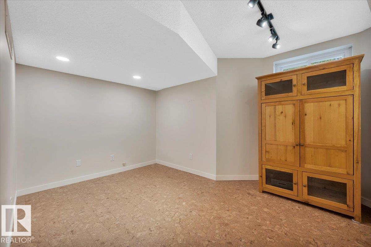 Photo 47 of 234 Omand Dr Nw, Edmonton AB