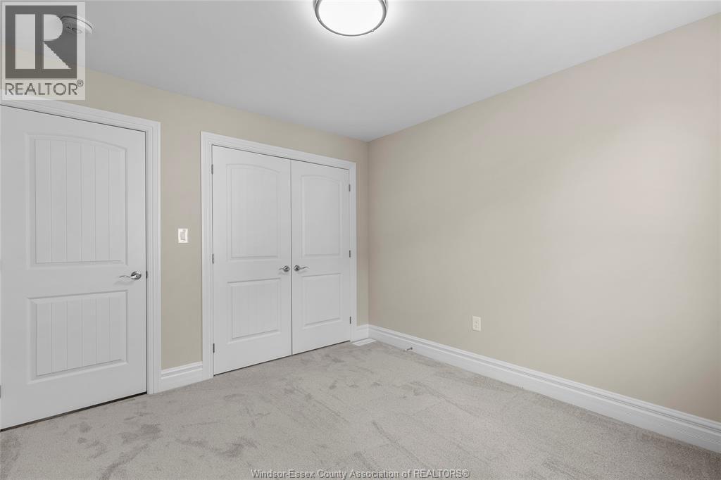Photo 30 of 71 Redwood, Kingsville ON