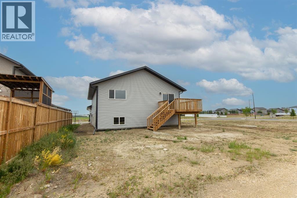 Photo 31 of 52 Trinity Street, Lacombe AB