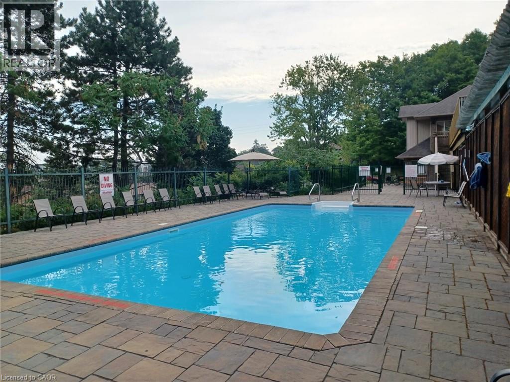 Photo 19 of 21 Evergreen Court Unit 7, Barrie ON