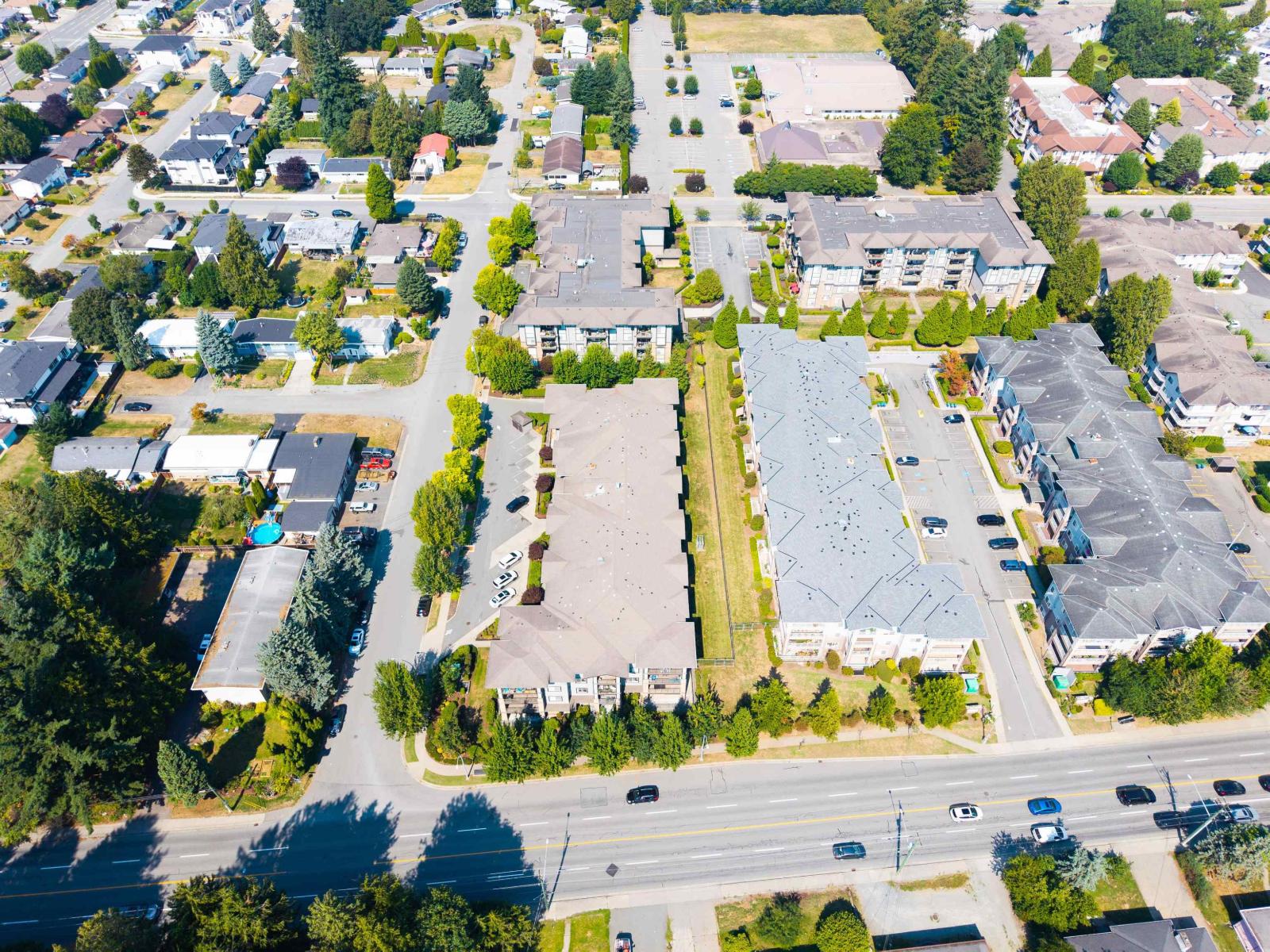 Photo 29 of 108 2038 Sandalwood Crescent, Abbotsford BC