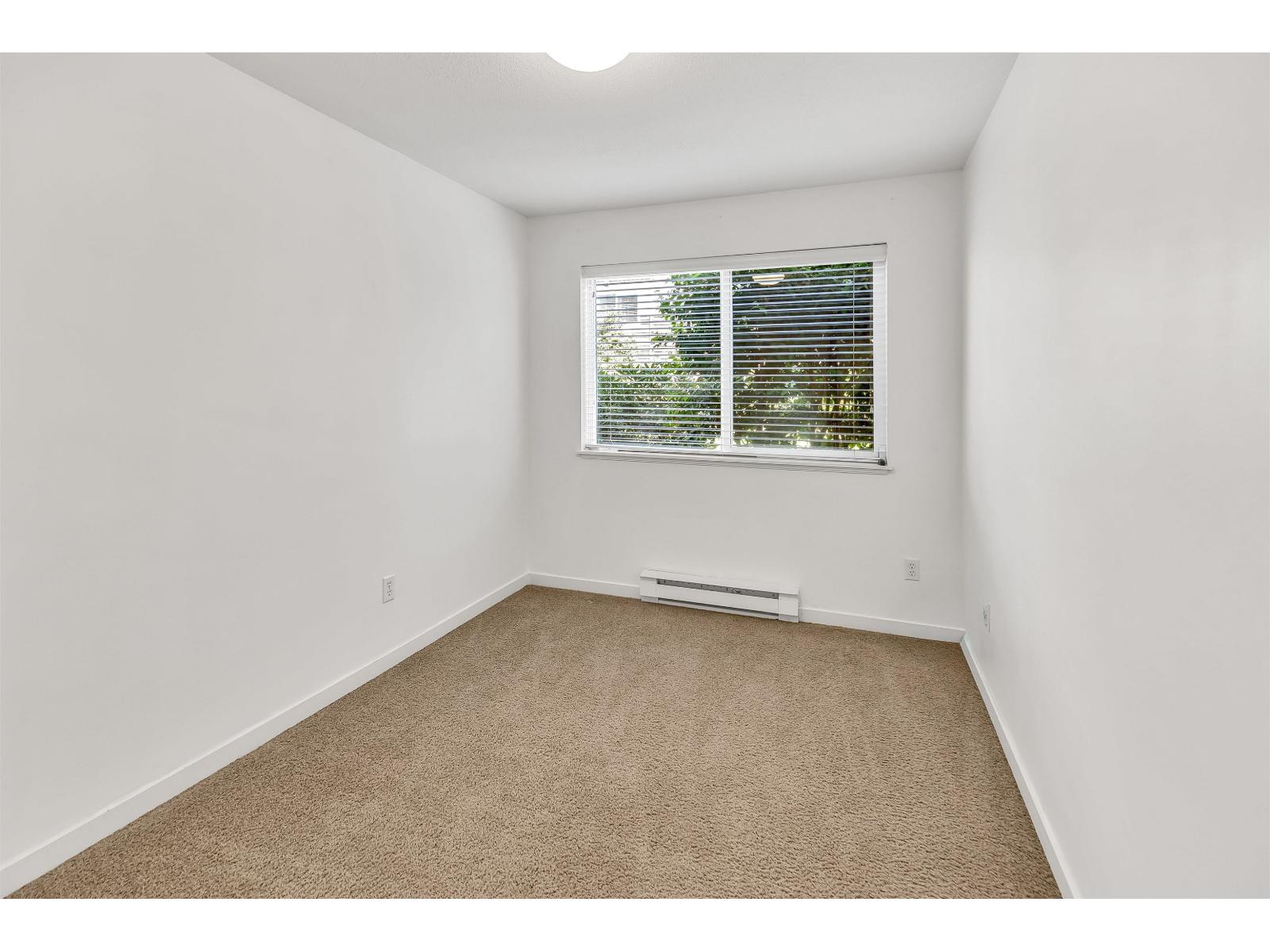 Photo 17 of 108 2038 Sandalwood Crescent, Abbotsford BC